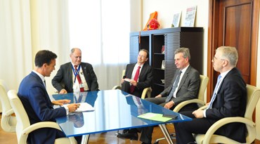 Incontro del Sottosegretario Sandro Gozi col Commissario europeo Günther Oettinger