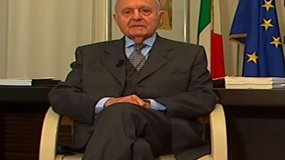 Club di Venezia, il messaggio del Ministro Savona Club di Venezia, il messaggio del Ministro Savona