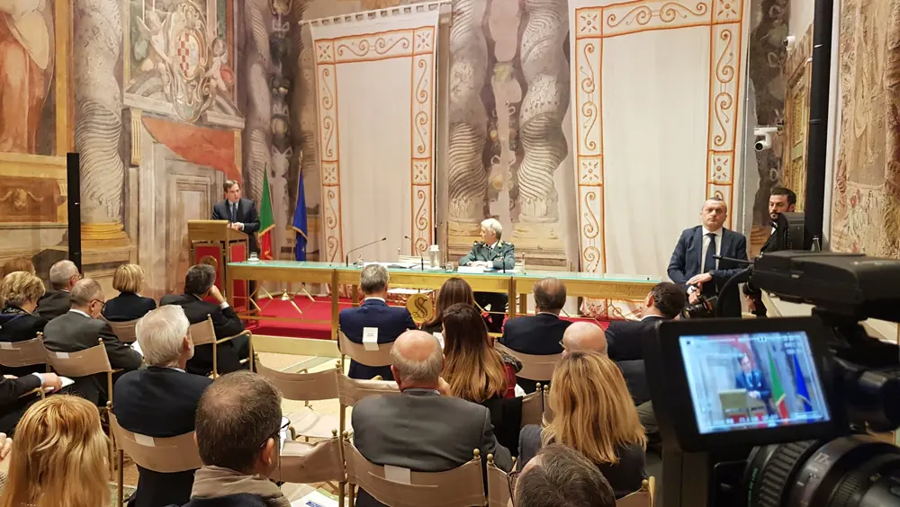 Relazione COLAF su frodi UE, in Italia pochi casi grazie a elevato livello di controlli Relazione COLAF su frodi UE, in Italia pochi casi grazie a elevato livello di controlli