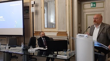 Piero Graglia durante il suo intervento a "Incontriamoci a Milano"
