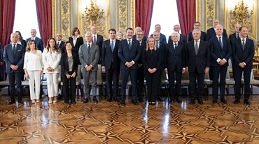 Mattarella, Meloni e i ministri del nuovo governo