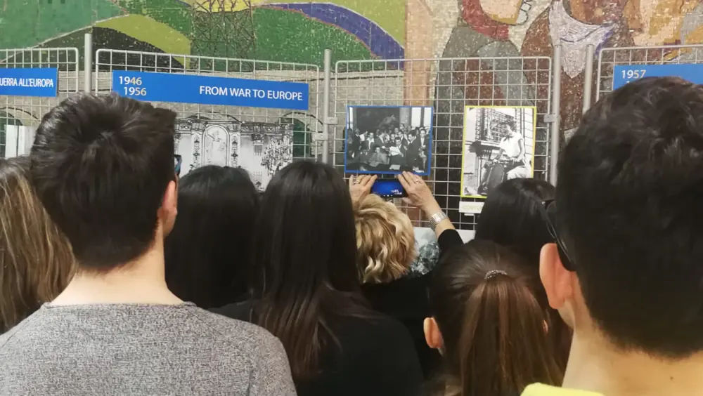 Mostra multimediale "L'Italia in Europa - L'Europa in Italia" Mostra multimediale "L'Italia in Europa - L'Europa in Italia"