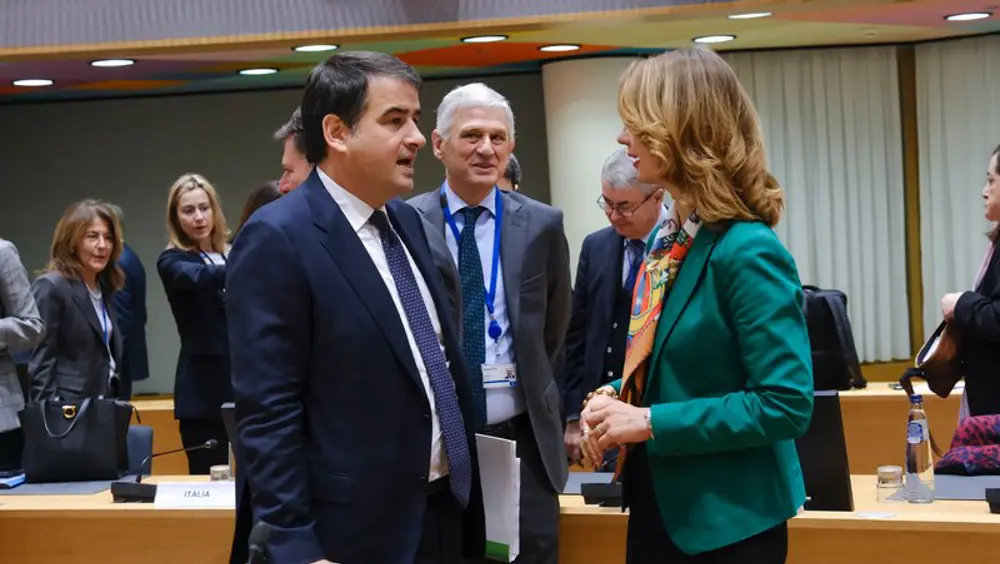 Ministro Fitto a Bruxelles per lavori Consiglio Affari Generali dell'UE Ministro Fitto a Bruxelles per lavori Consiglio Affari Generali dell'UE