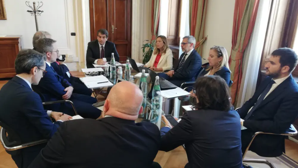 Incontri Fitto con i presidenti delle Regioni: bilancio positivo, ottimo lavoro di ricognizione Incontri Fitto con i presidenti delle Regioni: bilancio positivo, ottimo lavoro di ricognizione