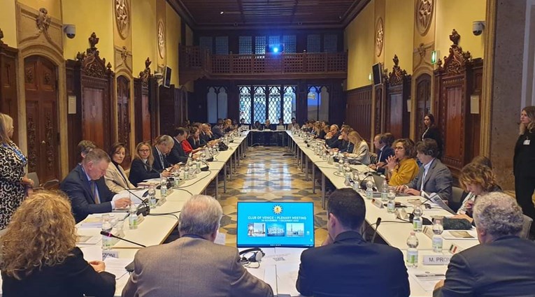 Conferenza del Club di Venezia a Palazzo Franchetti dedicata al futuro della comunicazione pubblica in Europa